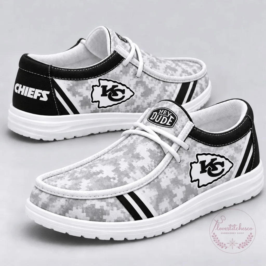 Kansas City Chiefs Digital Camouflage Pattern Slip-On Shoes for Men Kansas City Chiefs Digital Camouflage Pattern Slip-On Shoes for Men